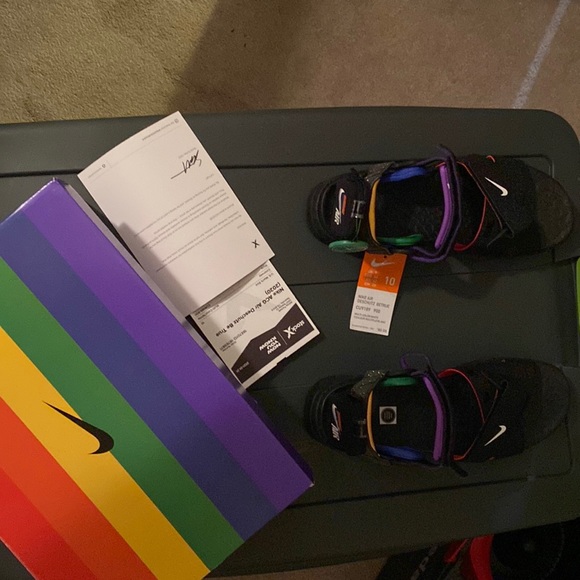 Nike #Betrue sandals main image 4